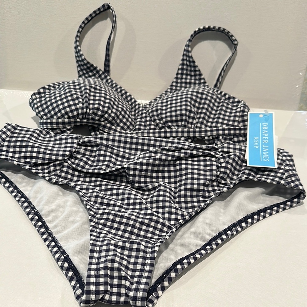 NWT Draper James Bikini with Bra Front Top and High Waist bottom.